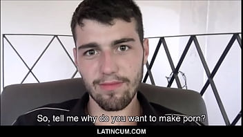 Desfrute o video jovem heterossexual do brasil pagou dinheiro para foder gay estranho na câmera