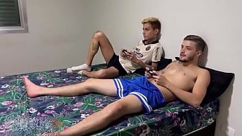 Homens mega dotado futebol brasileiro gay novinho